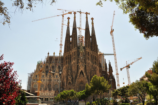 La Sagrada Familia La Sagrada Familia
