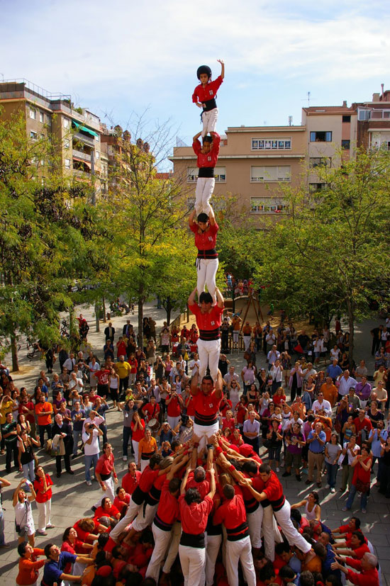 Cultura Catalana en la Avenida de la Catedral de Barcelona Cultura Catalana en la Avenida de la Catedral de Barcelona