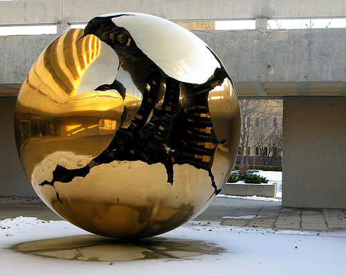 Escultura italiana del siglo XXI en Milán Escultura italiana del siglo XXI en Milán