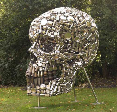 Esculturas del innovador Subodh Gupta en Viena Esculturas del innovador Subodh Gupta en Viena