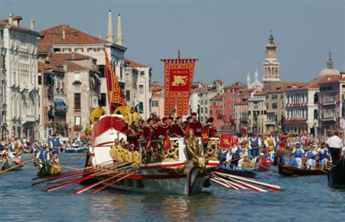 La Regata Storica Venecia