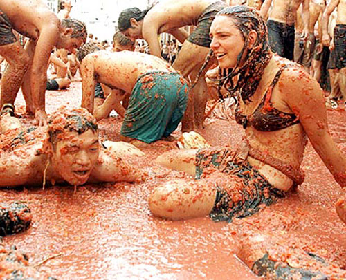 La Tomatina; La Fiesta del Tomate La Tomatina; La Fiesta del Tomate