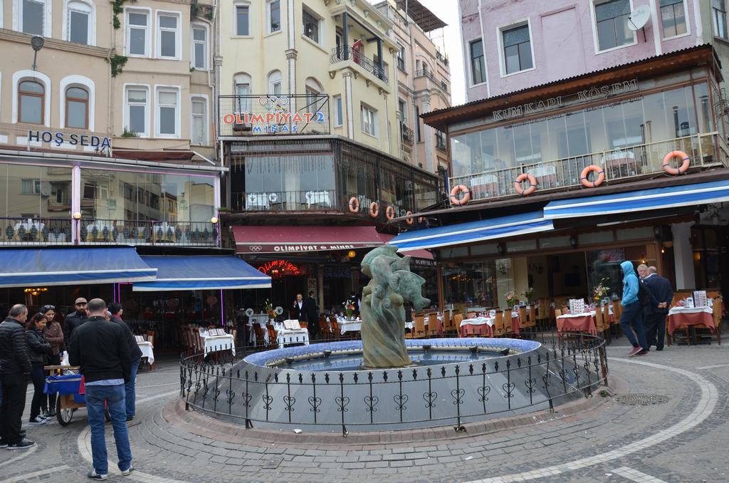 Plaza de Kumkapi-002