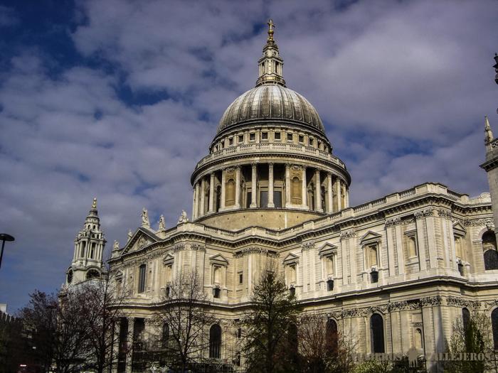 LONDRES 470