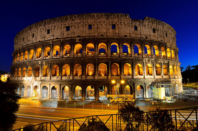 Rome by night Colosseo